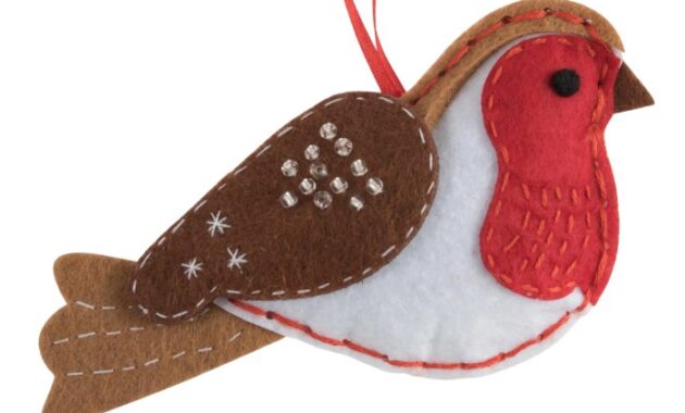 How to make a felt robin decoration